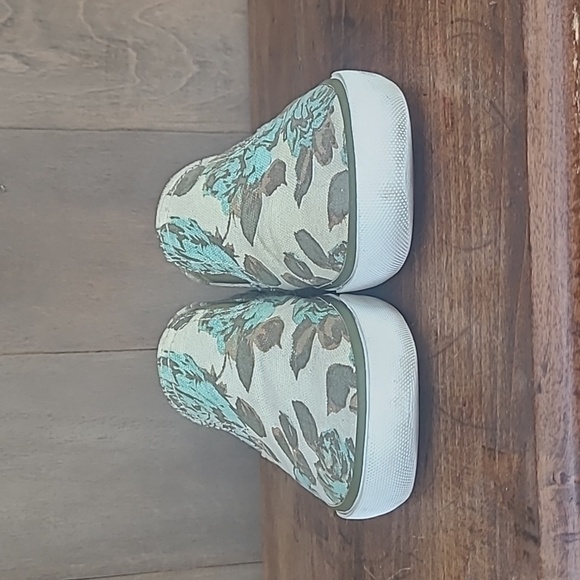 Tory Burch Sneakers Women's sz 6 Green/Cream Floral Slip On Canvas Sneaker - Picture 5 of 12